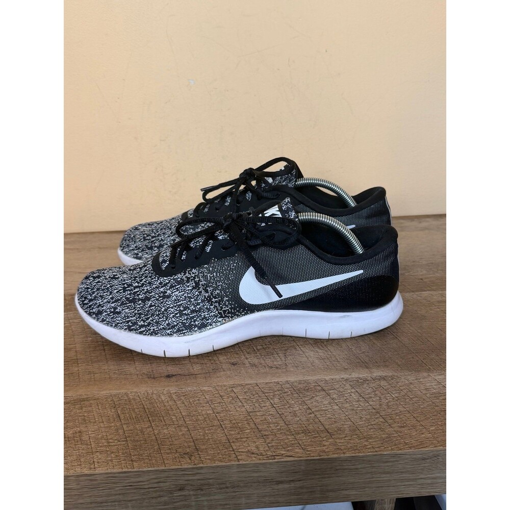 Nike Flex Contact running shoes Oreo black white size 11.5 men’s